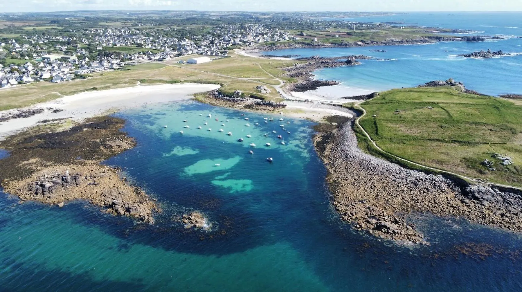 Ty Nevez - Jolie Maison Neuve Avec Petite Vue Mer Saint-Pabu  0*, Saint-Pabu (Finistere) France